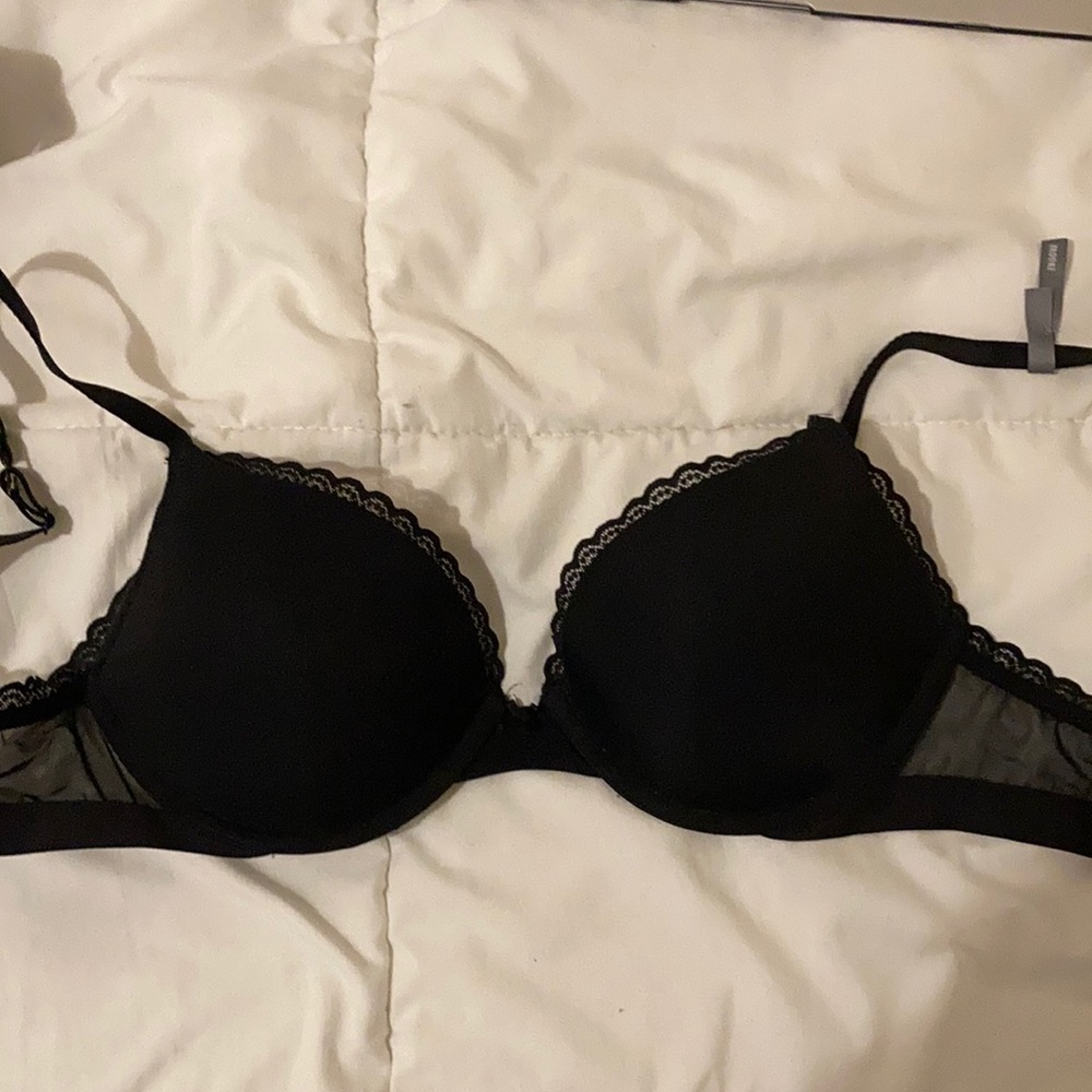 Aerie black bra size 36B